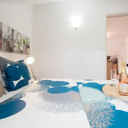Cosy Loft In The The Heart Of The *